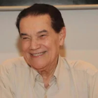 A Luz que Retorna à Morada Maior